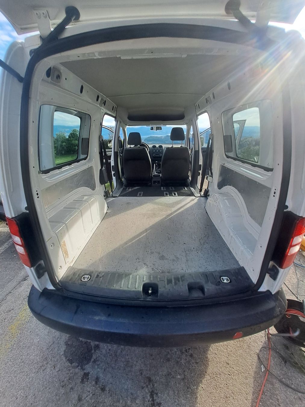VW Nutzfahrzeuge: VW Caddy Maxi 2.0D 4Motion – Gebraucht aus Goldingen von Domi23Sch 3