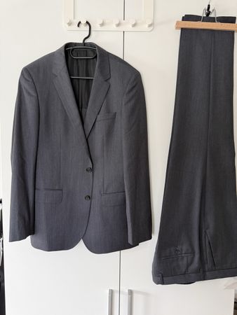 Anzug BOSS Hugo Boss Grösse 50 40R anthrazit gebraucht