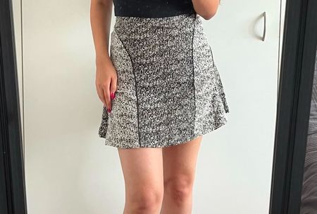 Jupe patineuse taille 38, élégante et chic