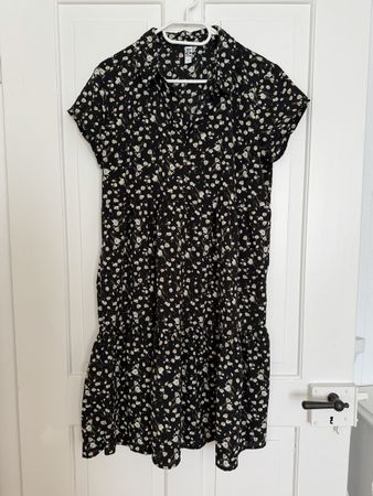 JDY Sommerkleid Gr. 38 Schwarz mit Blumenmuster Top!