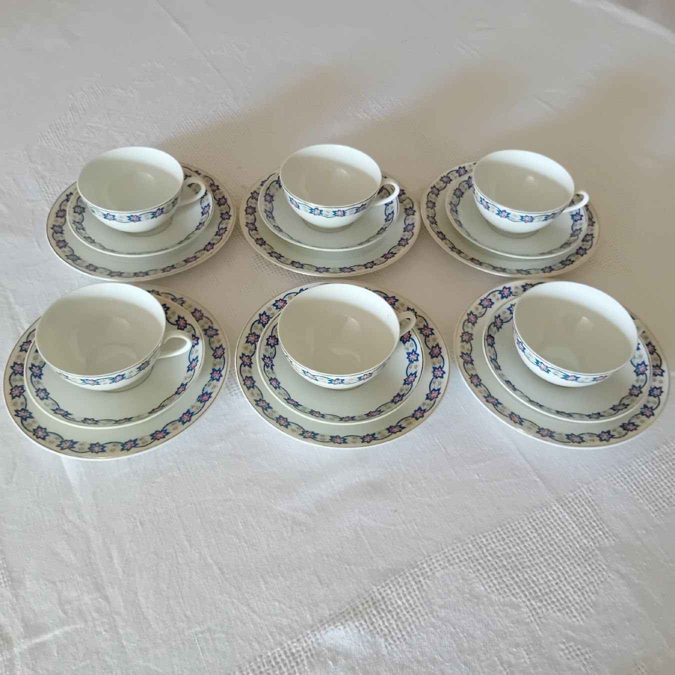 Set di piatti: service à thé – Usato da Biel/Bienne venduto da Monhub 6