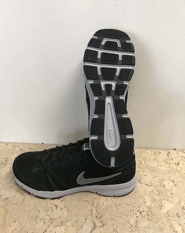 Herrenschuhe: NIKE Lauf und Freizeitschuhe – Gebraucht aus Kerns von inspo 2