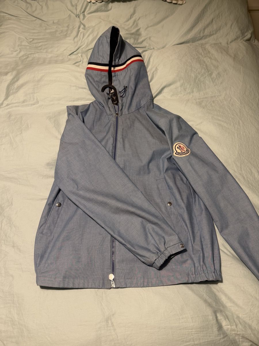 Giacche: Moncler Jacke – Usato da amriswil venduto da has_2xl8