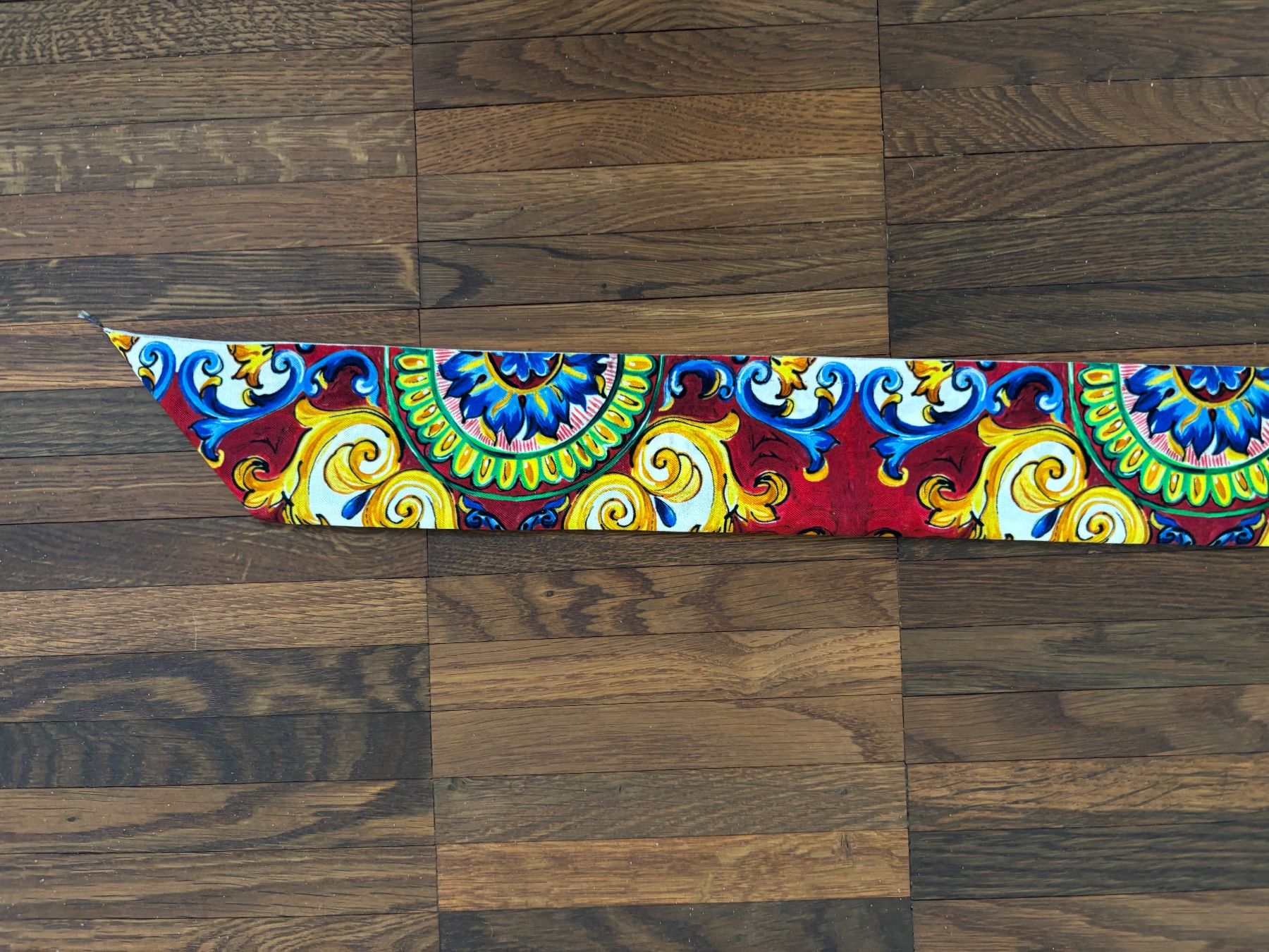 Dolce & Gabbana Foulard & Sciarpe: DOLCE & CABBANA  Seiden Twilly 100X6cm – Usato da Herrliberg venduto da mayfi 7