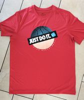 T-shirt NIKE rouge taille M