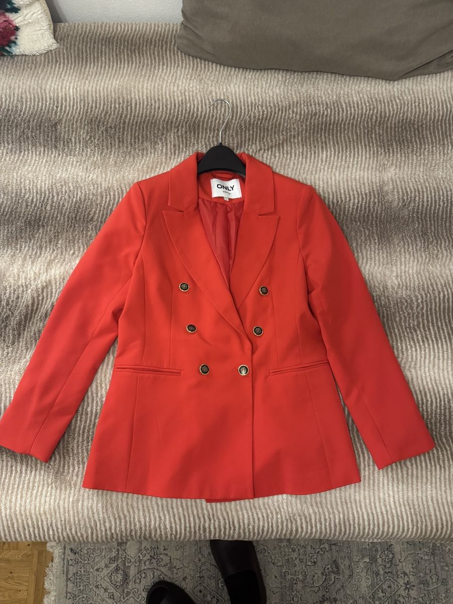 Giacche: Blazer – Usato da Tolochenaz venduto da EltonB