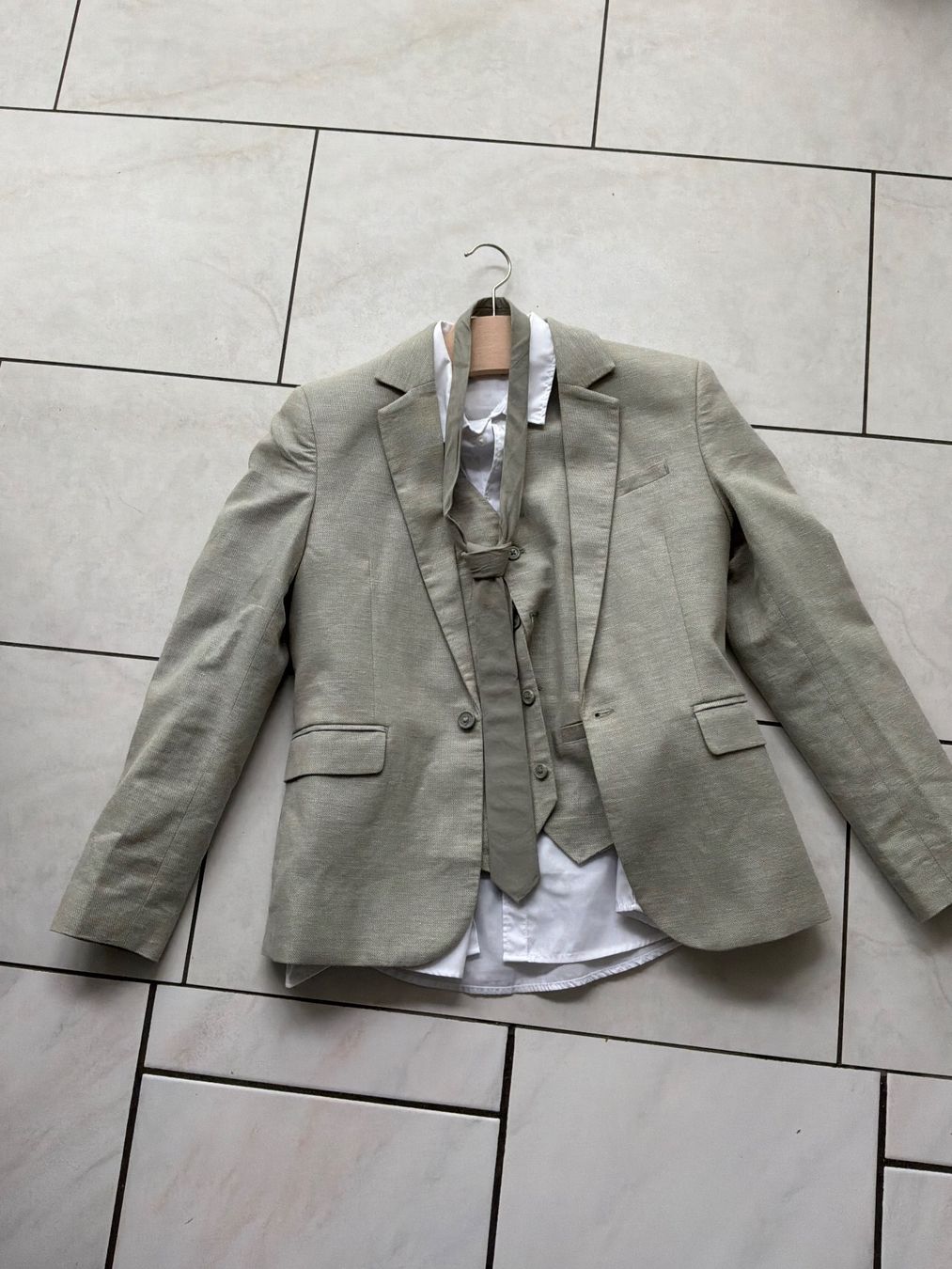 H&M Anzüge: Anzug von H&M – Gebraucht aus Ueberstorf von Joojoo 2