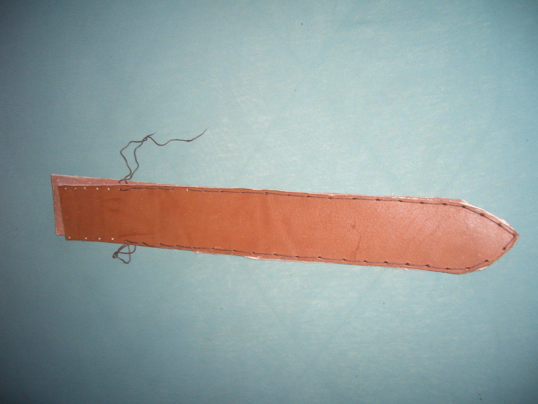 Nastri decorativi: Lederband braun genaeht Bastelmaterial neu – Nuovo (secondo la descrizione) da Präz venduto da Eroberto