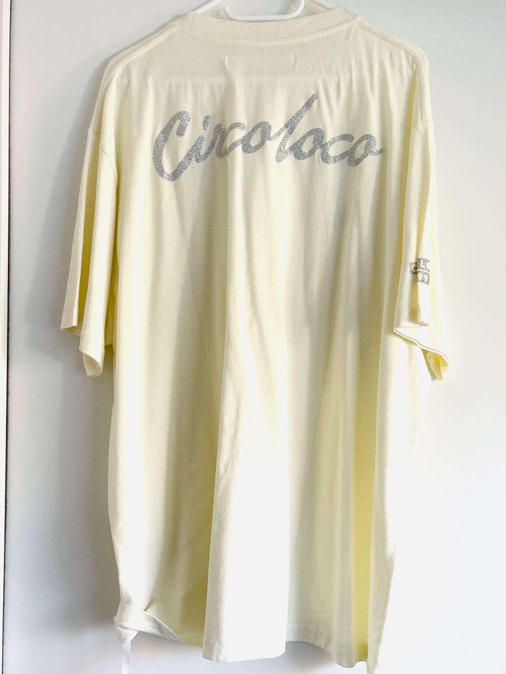 Off-White T-shirt: OFF-WHITE x Circoloco T-Shirt Weiss Grösse L – Nuovo (secondo la descrizione) da Zofingen venduto da AJstuff 1