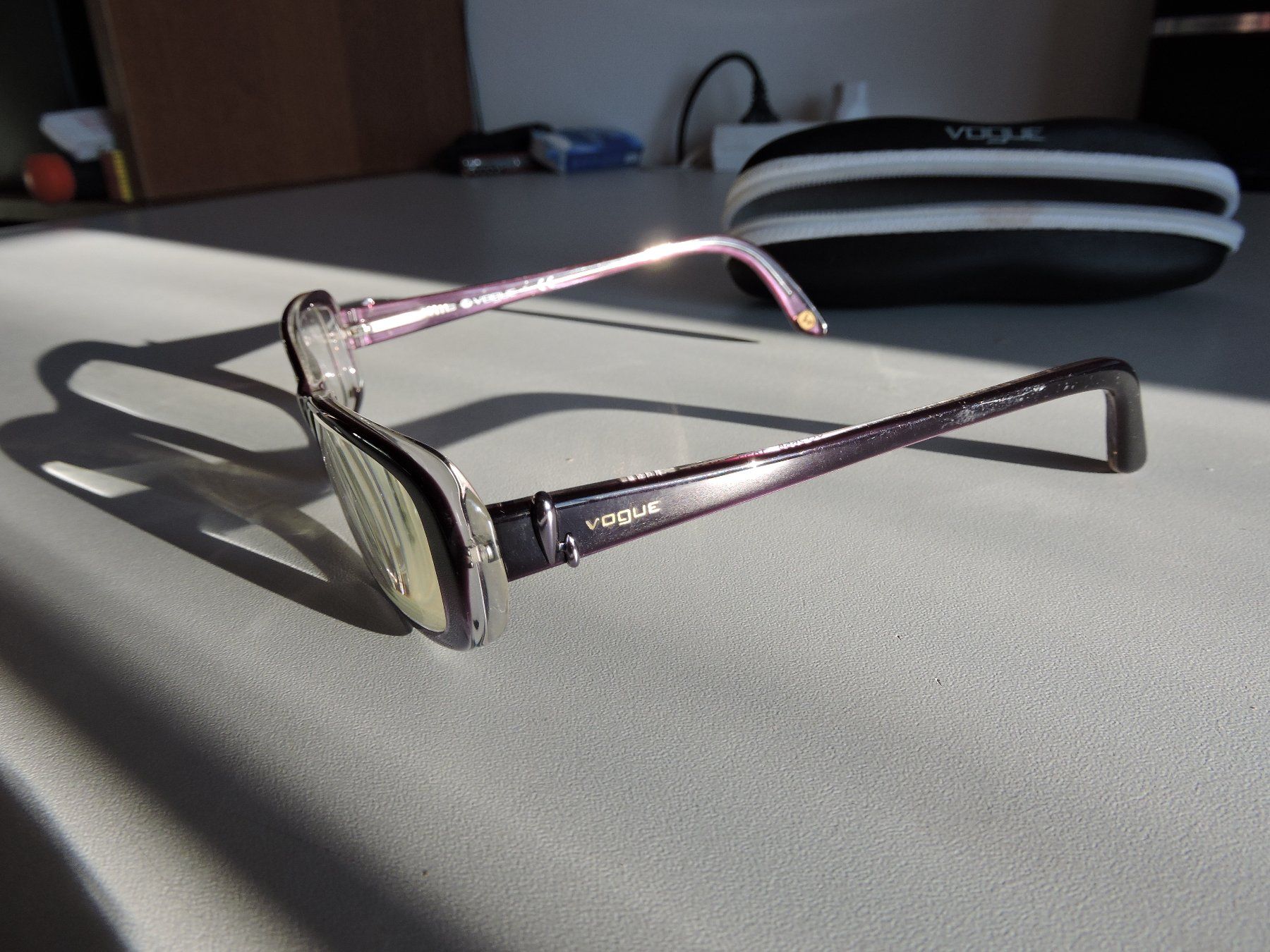 Vogue Occhiali & Lenti: Vogue Lesebrille mit Etui – Usato da Hauptwil venduto da Borusse01 1