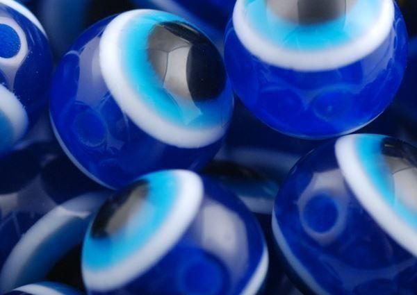 Perle (finte): 100 PERLEN BLAU - BASTELN - 6mm - BASTELPERLEN – Nuovo e nell'imballaggio originale da Kriens venduto da swissgadget 1