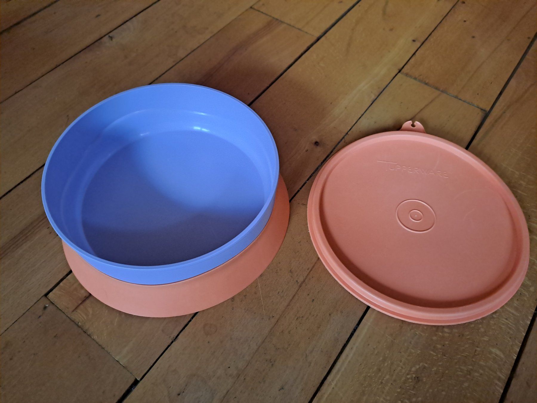 Tupperware Assiettes: Tupperware Kinder Teller, gebraucht – D'occasion à Wängi par Raettli10
