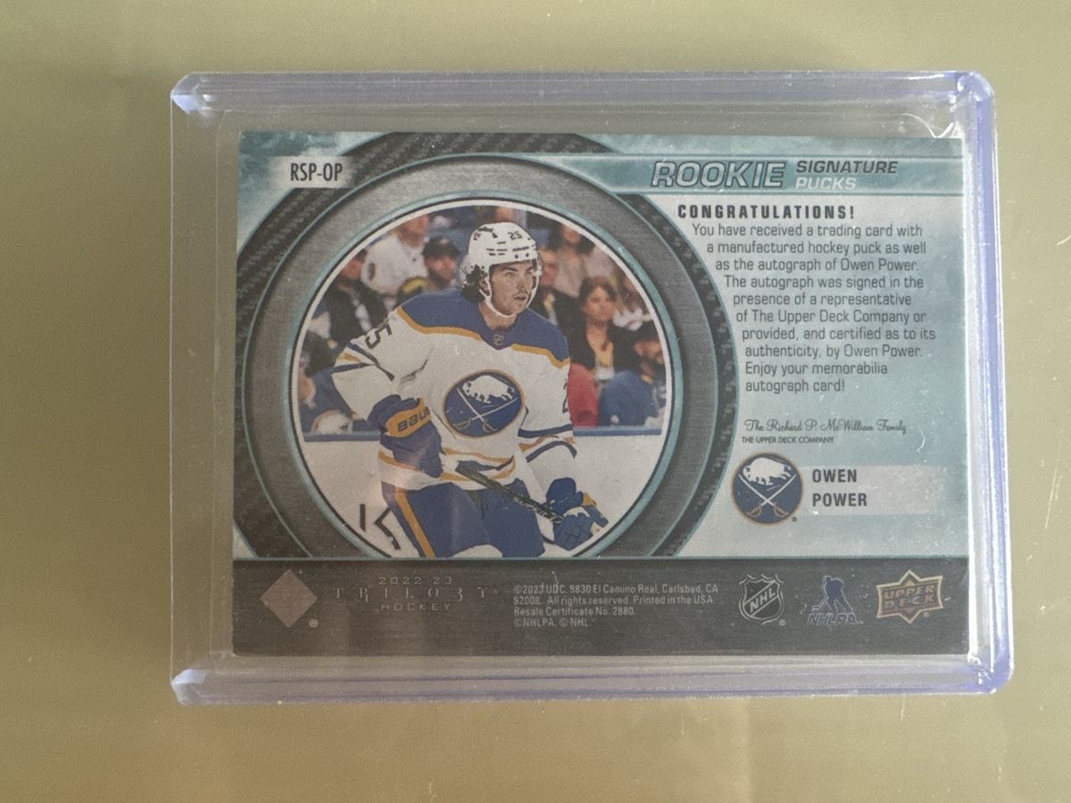 NHL Carte collezionabili: Owen Power Signature Puck /23 – Nuovo (secondo la descrizione) da Aarberg venduto da cyr_t6h5 1