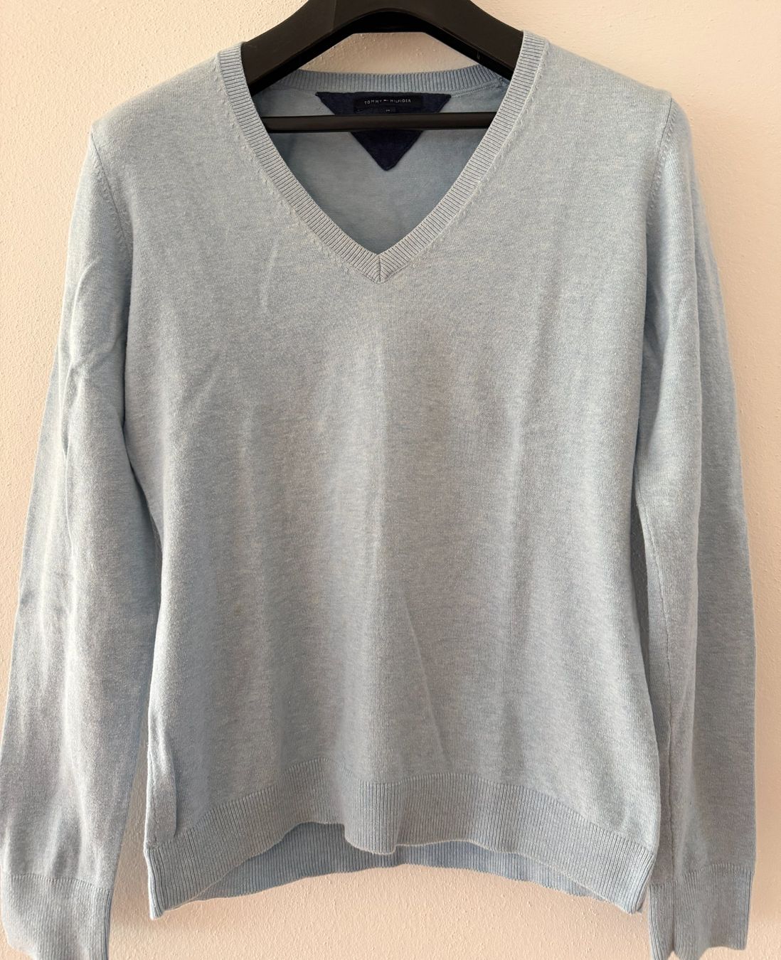 Tommy Hilfiger Maglioni & Felpe: Tommy Hilfiger Pullover Hellblau Gr. M - Top Zustand! – Usato da Wohlen b. Bern venduto da cookiemonster