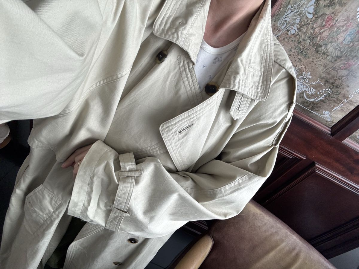Mäntel: Trenchcoat Torero Mantel – Gebraucht aus Obfelden von cesarina10
