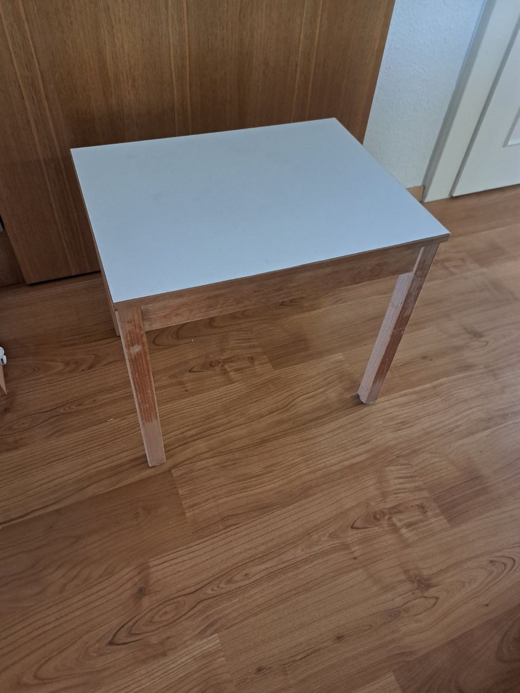 Ikea Tavoli: Table enfant – Usato da Morges venduto da Fabien1989 1
