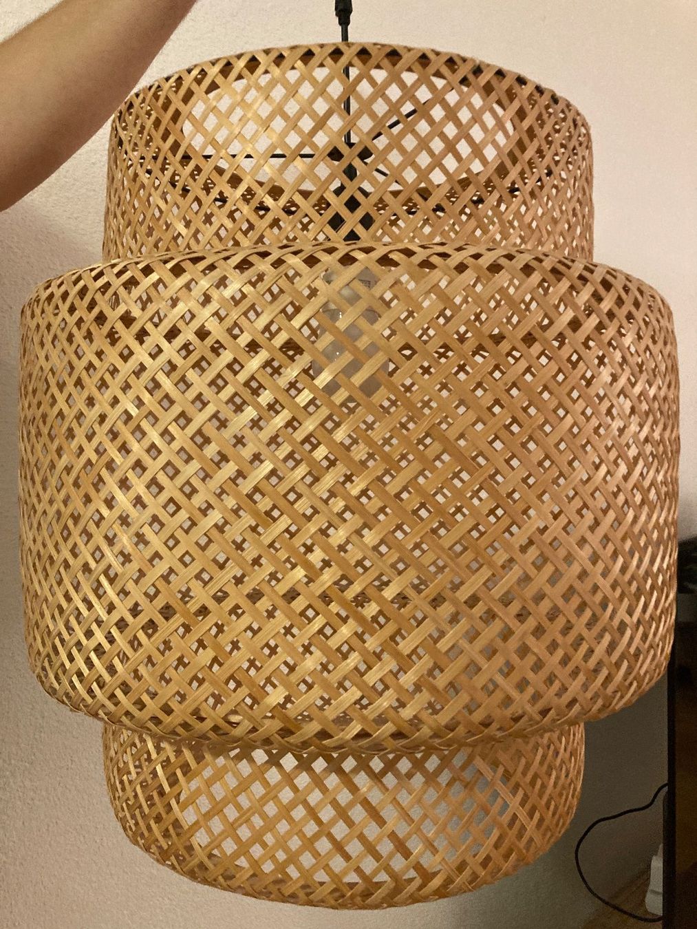Lampade: Lampe mit gewobenem Lampenschirm – Usato da Zürich venduto da ben_5t7t