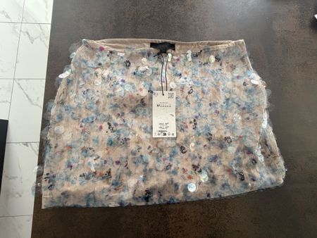 Zara Mini Rock mit Pailletten Blumenmuster, Grösse S