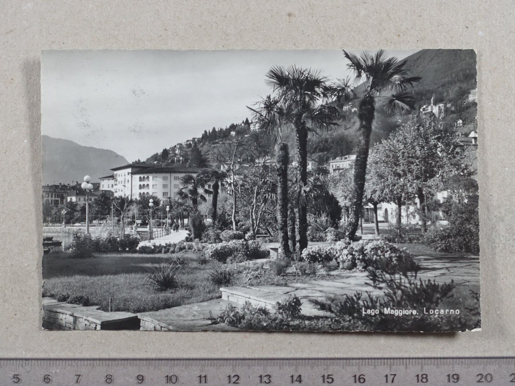 Cartoline postali: Locarno, Lago Maggiore, 1961 – Usato da Lenzburg venduto da fh1
