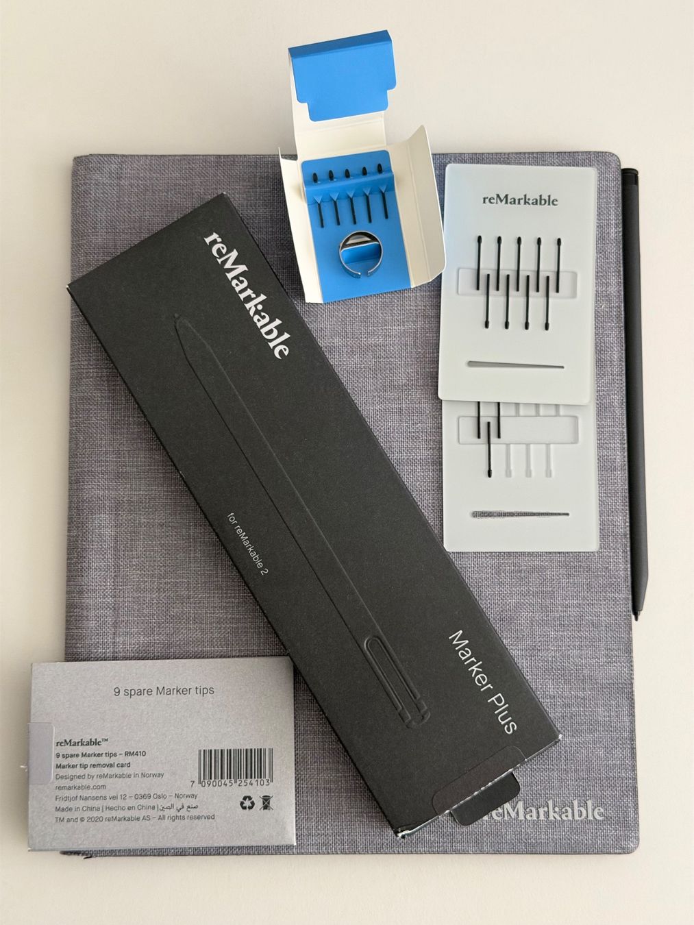 reMarkable Tablet PC: reMarkable 2 mit Marker Plus, Book Folio & Ersatzspitzen – Usato da Niederrohrdorf venduto da BugZ 7
