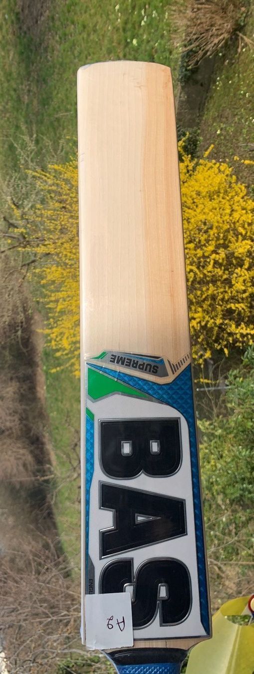 Articoli in legno: Cricket Bat BAS Vampire Supreme SH – Nuovo e nell'imballaggio originale da Luzern venduto da ronymamuni 3