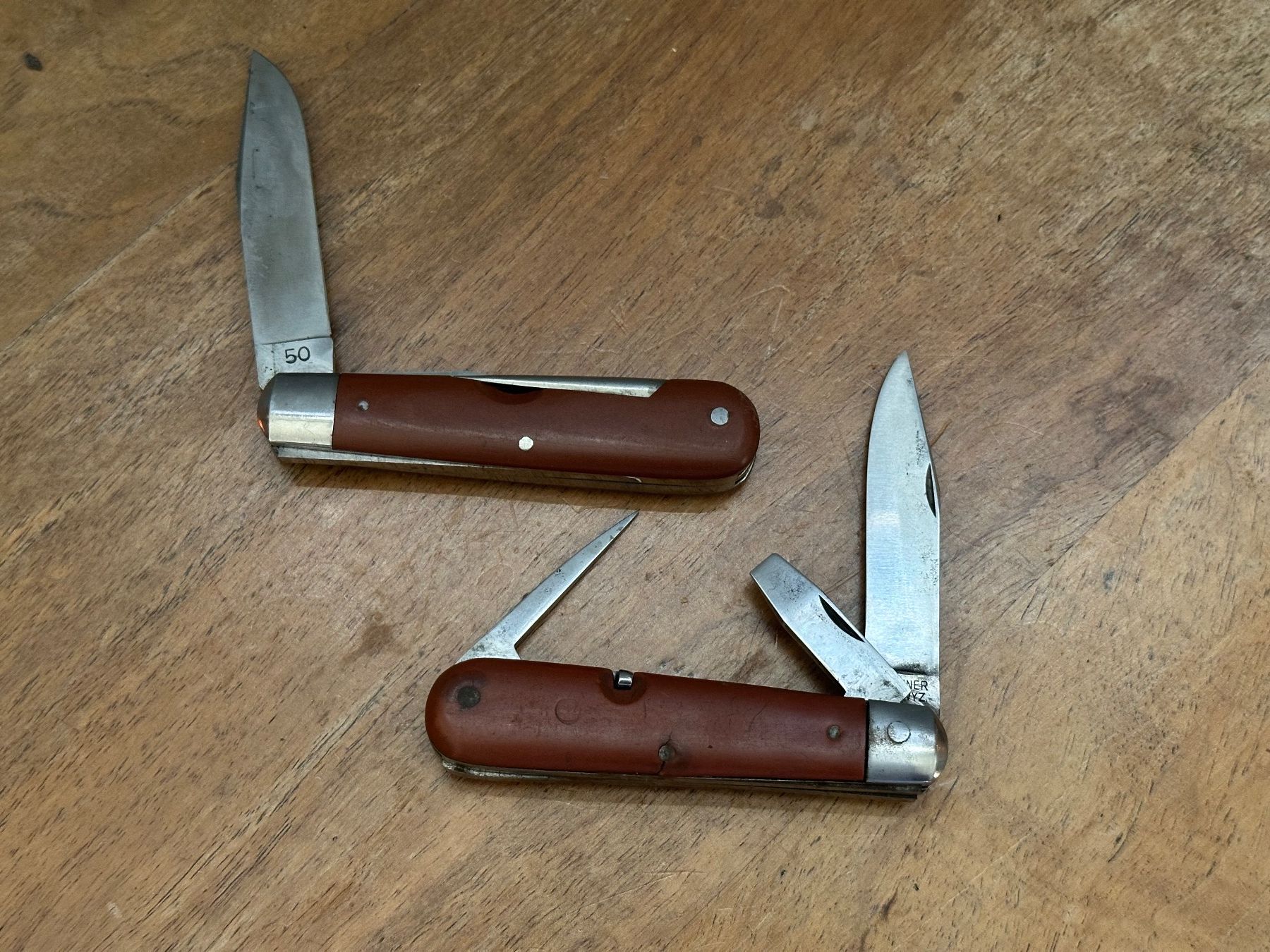 Schweizer Armee Taschenmesser: Elsener - Schweizer Soldatenmesser Modell 1908 – Gebraucht aus Otelfingen von Yossi-68