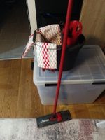 Serpillière Vileda avec seau et 2 lingettes vendu comme neuf