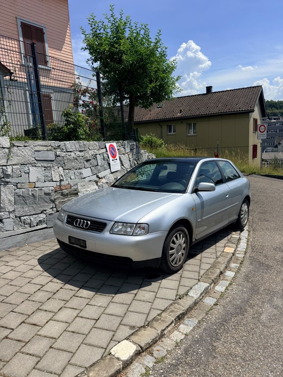 Audi Automobili: Audi A3 Automatik  – Usato da Herisau venduto da sup_m2sp