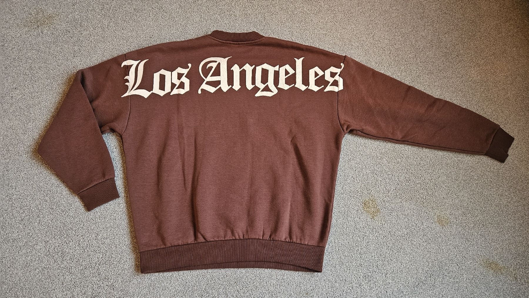 Pulls & Sweat-shirts: Brauner Oversize Pullover – D'occasion à Sax par Kieselstei 2