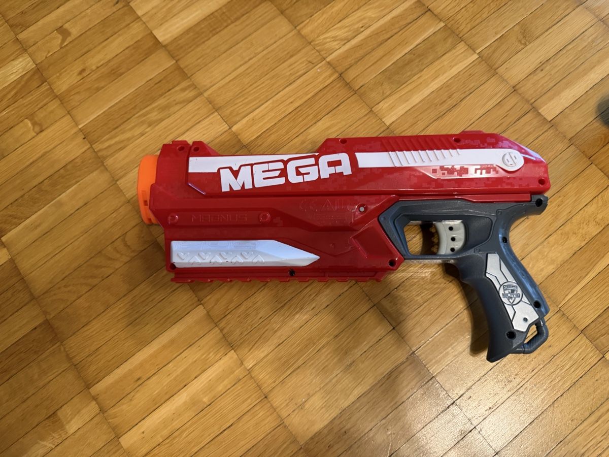 Nerf Giocattoli: Nerf Mega Magnus Blaster - Gebraucht – Usato da Berikon venduto da mar_52st 1