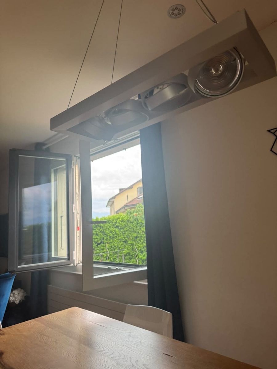 Lampade: Plafonnier Design Moderne 4 Spots Orientables – Usato da Morges venduto da Alexys23 3