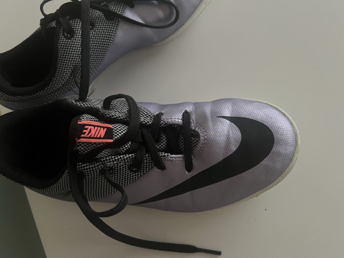 Nike Scarpe per ragazze: Nike taille 33,5 – Usato da Sion venduto da jerermy1911 3