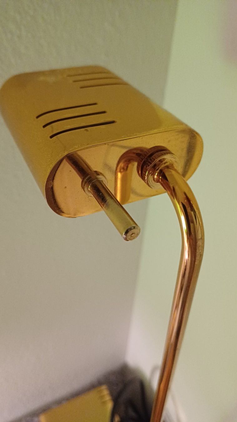 Lampen: Halogen-Tisch-2 Stufenlampe – Gebraucht aus Zollikerberg von Kaugo 1