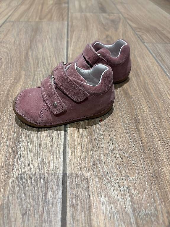 Schuhe für Mädchen: Lernlaufschuhe Mädchen  – Gebraucht aus Hunzenschwil von del_hzv7 2