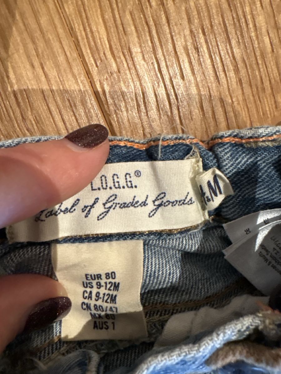H&M Pantaloni: Jungen Shorts H&M gr.80 – Usato da Birrhard venduto da kristiii 1