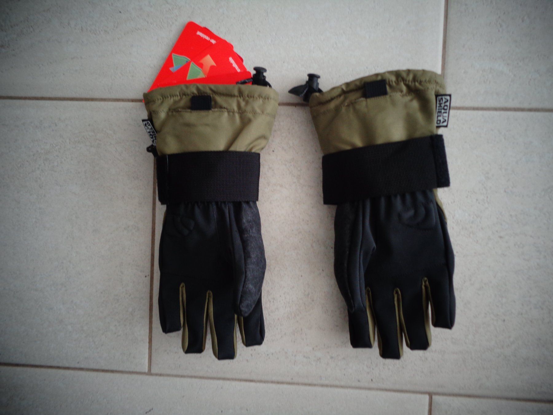 Gants: HANDSCHUHE GR.55 – D'occasion à Rotkreuz par Samballi 1
