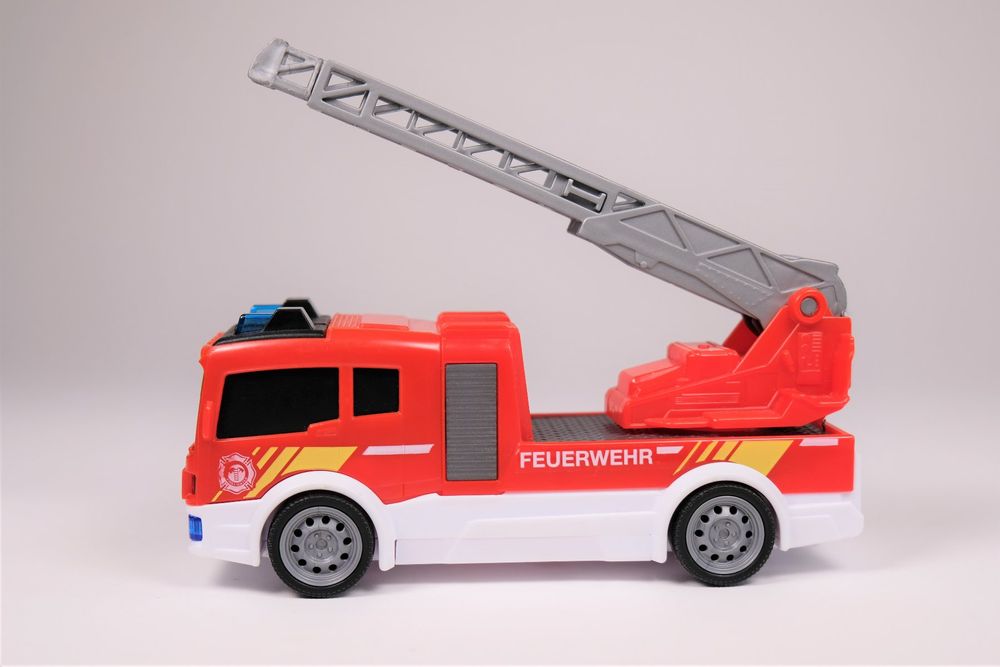 Spielzeug Feuerwehrauto | Kaufen auf Ricardo