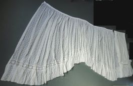 Vorhänge weiss mit Volants 2Stk.: 195x128x88cm + 148x216cm