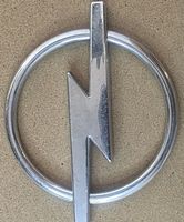 Opel Emblem Blitz Logo silberfarben gebrauchter Zustand