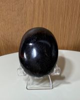 Wunderbarer Granat Free Form Handschmeichler aus Indien