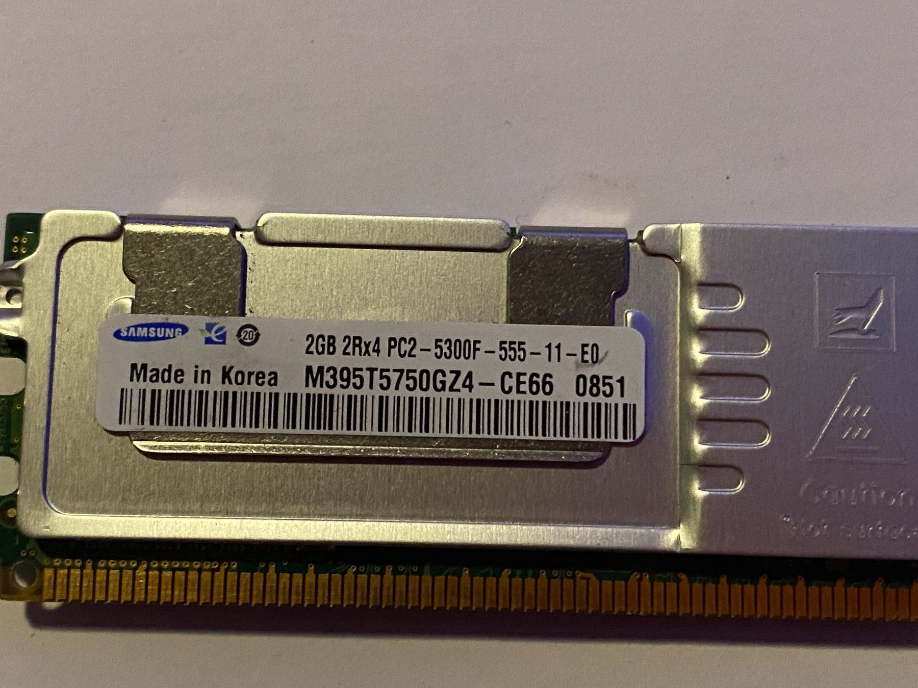 Hewlett Packard Memoria / RAM: ECC Server DDR2 RAM 2GB Samsung / HP – Usato da Flüh venduto da TuulTaim_Daniel_K