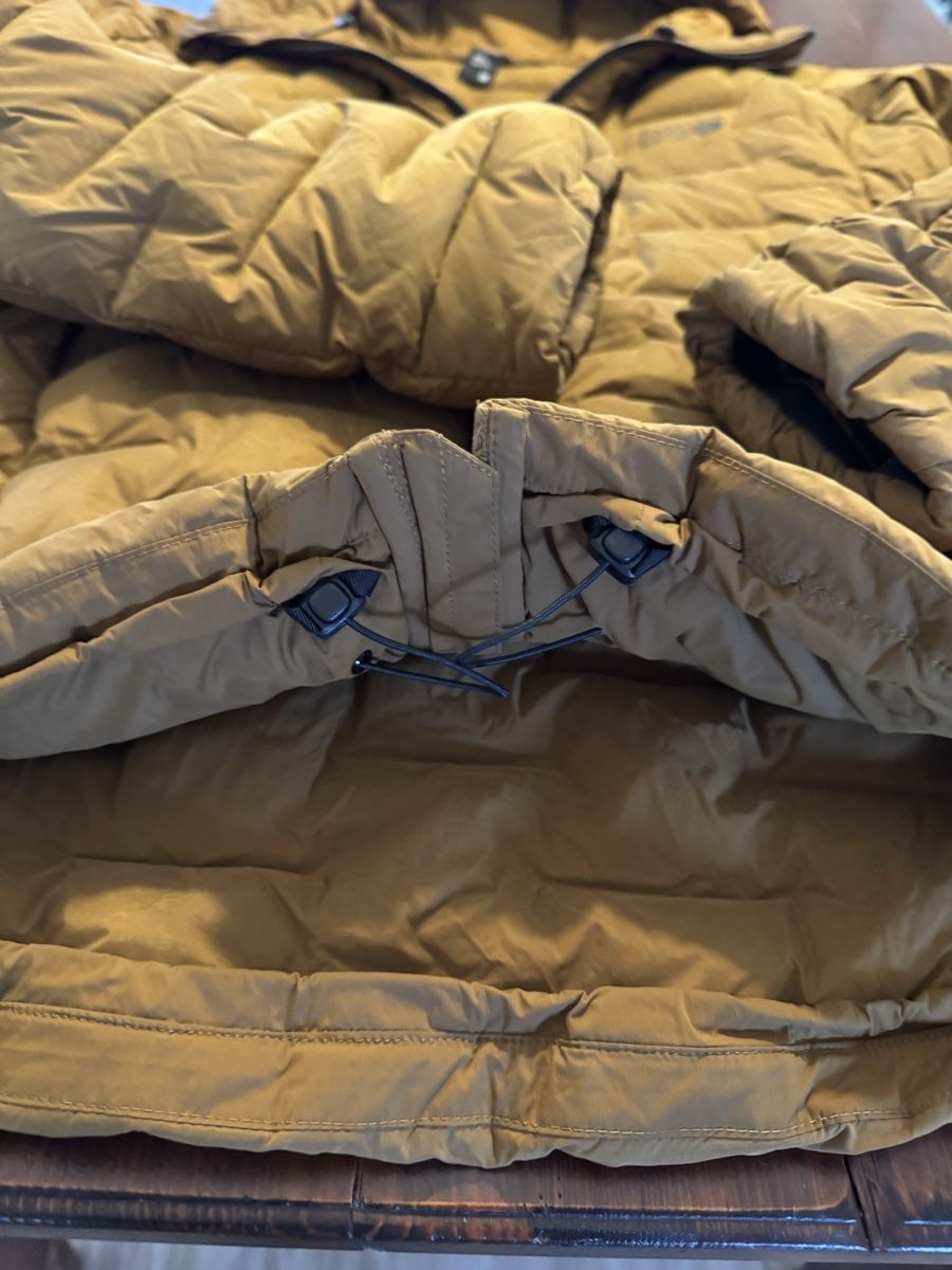 Mountain Hardwear Jacken: Mountain Hardwear Gr. M Daunenjacke – Gebraucht aus Buonas von Mikesteal 2
