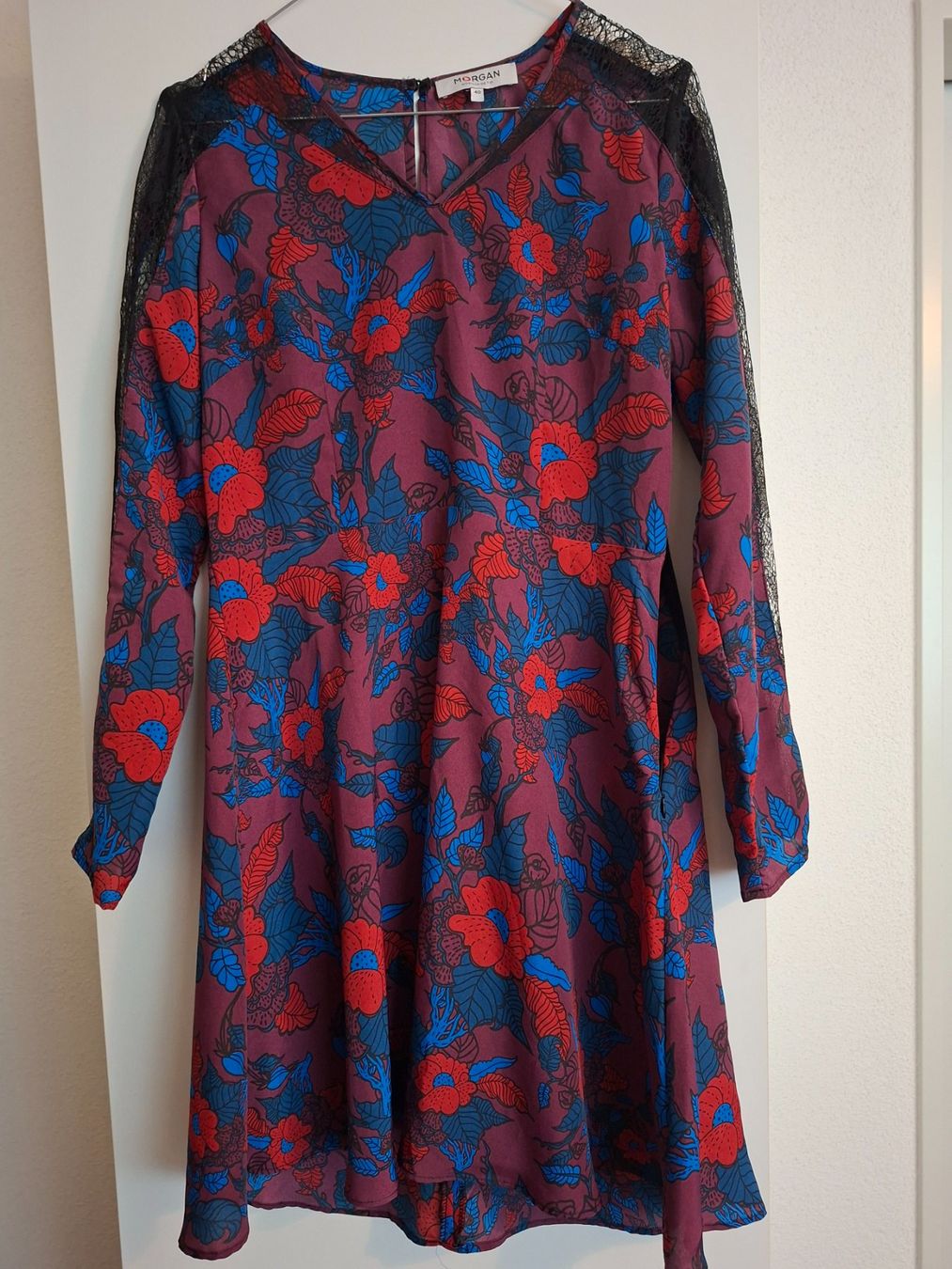 Morgan Vestiti: Morgan Kleid Blumenmuster Schwarz Spitze – Nuovo (secondo la descrizione) da Scherzingen venduto da sil_6yyx