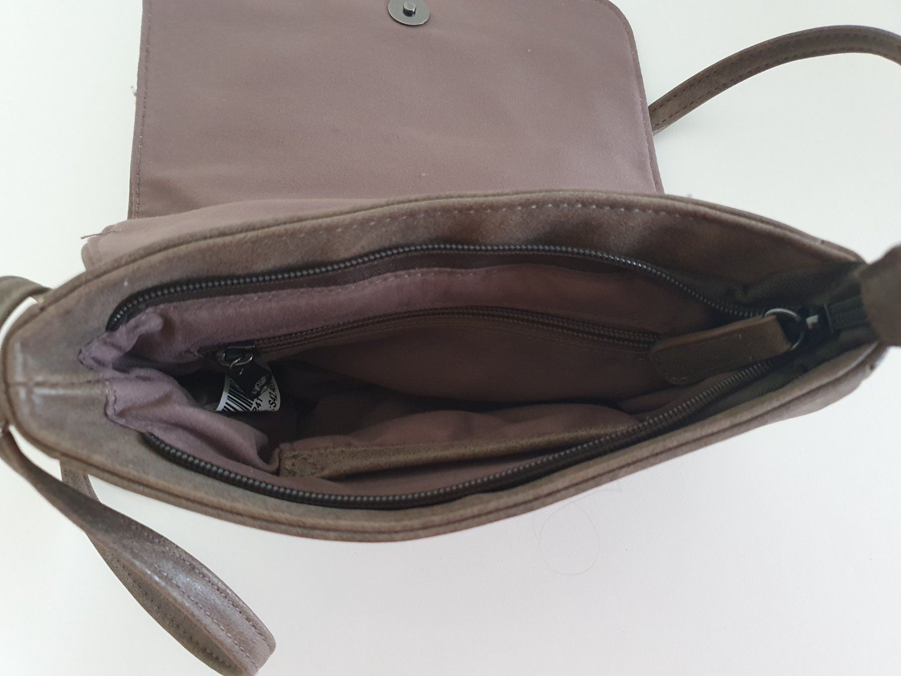 Sacs femmes: Neue Tasche – D'occasion à Wollerau par chrampfer78 2