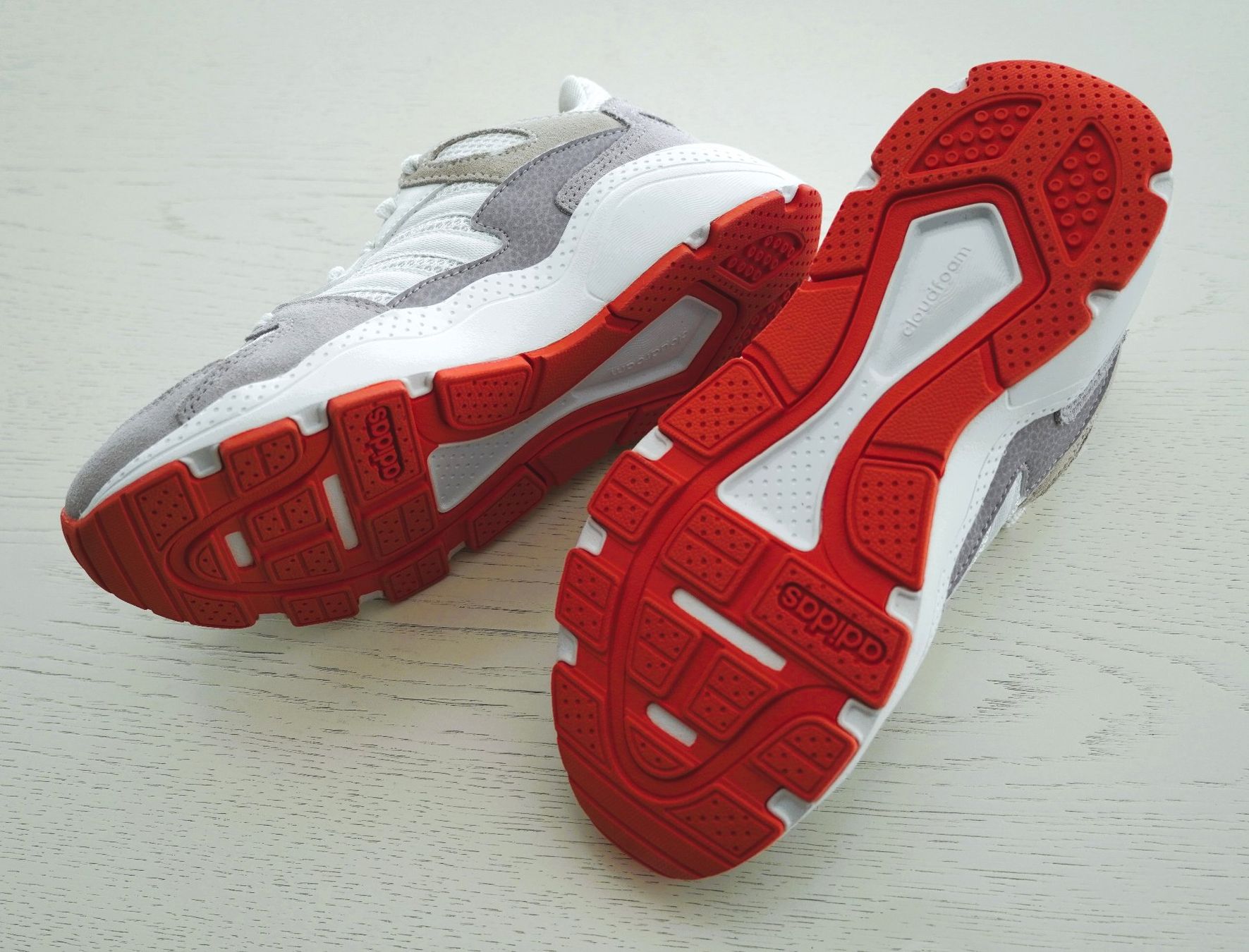 Adidas Damenschuhe: Adidas Sneakers – Gebraucht aus Uerikon von Norma06 1