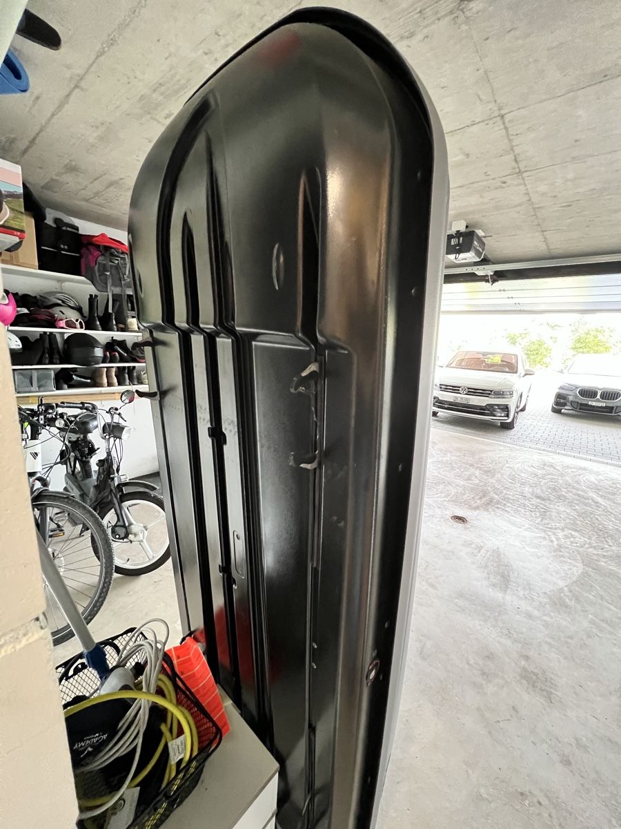 Thule Box da tetto: Thule Dachbox Touring L Neuwertig – Usato da Bäretswil venduto da Virgen 1