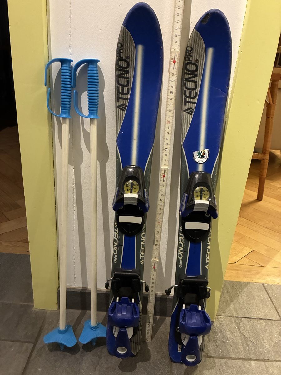Tecnopro Skis: Kinderski 70cm mit Stöck – Gebraucht aus Thun von Flake1010