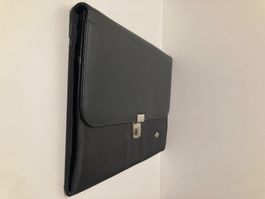 2 Akten Handtaschen
