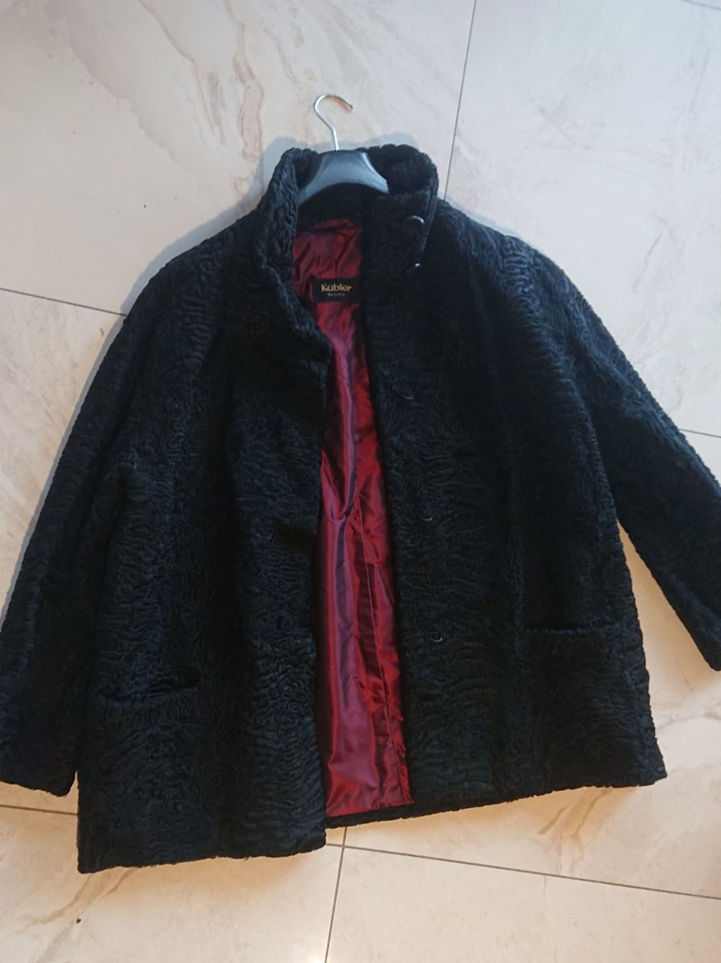Cappotti: Eleganter Pelzmantel - Kübler Waldshut – Usato da Grenchen venduto da Zombiepolizist 1