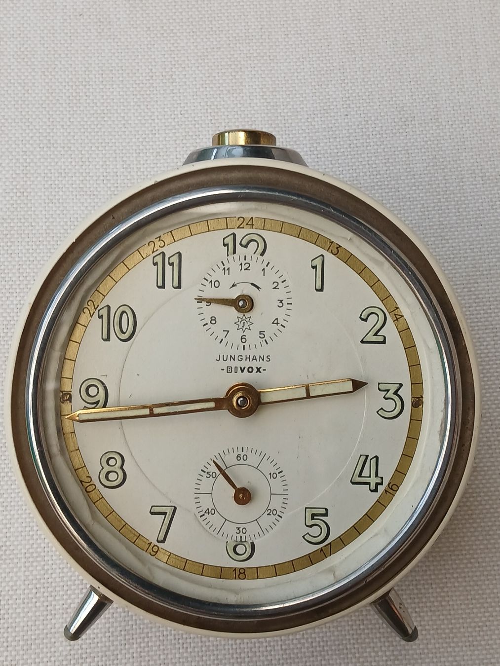 Junghans Orologi da terra & Orologi da parete: Junghans Bivox Mechanical Alarm Clock. – Usato da St-Cergue venduto da gar_x2b7 1